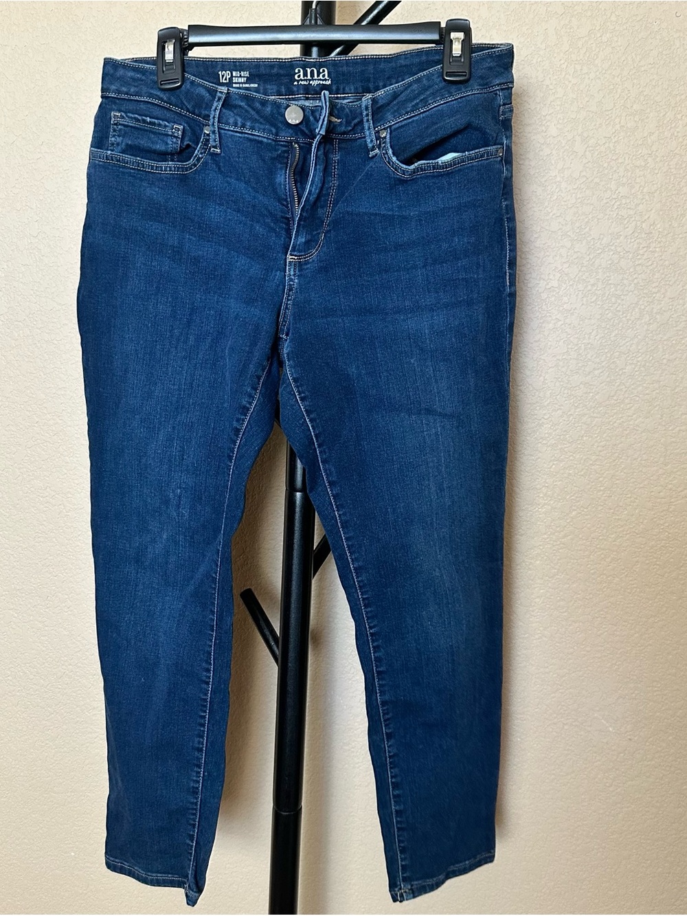 a.n.a Women's Dark Indigo Skinny Jeans